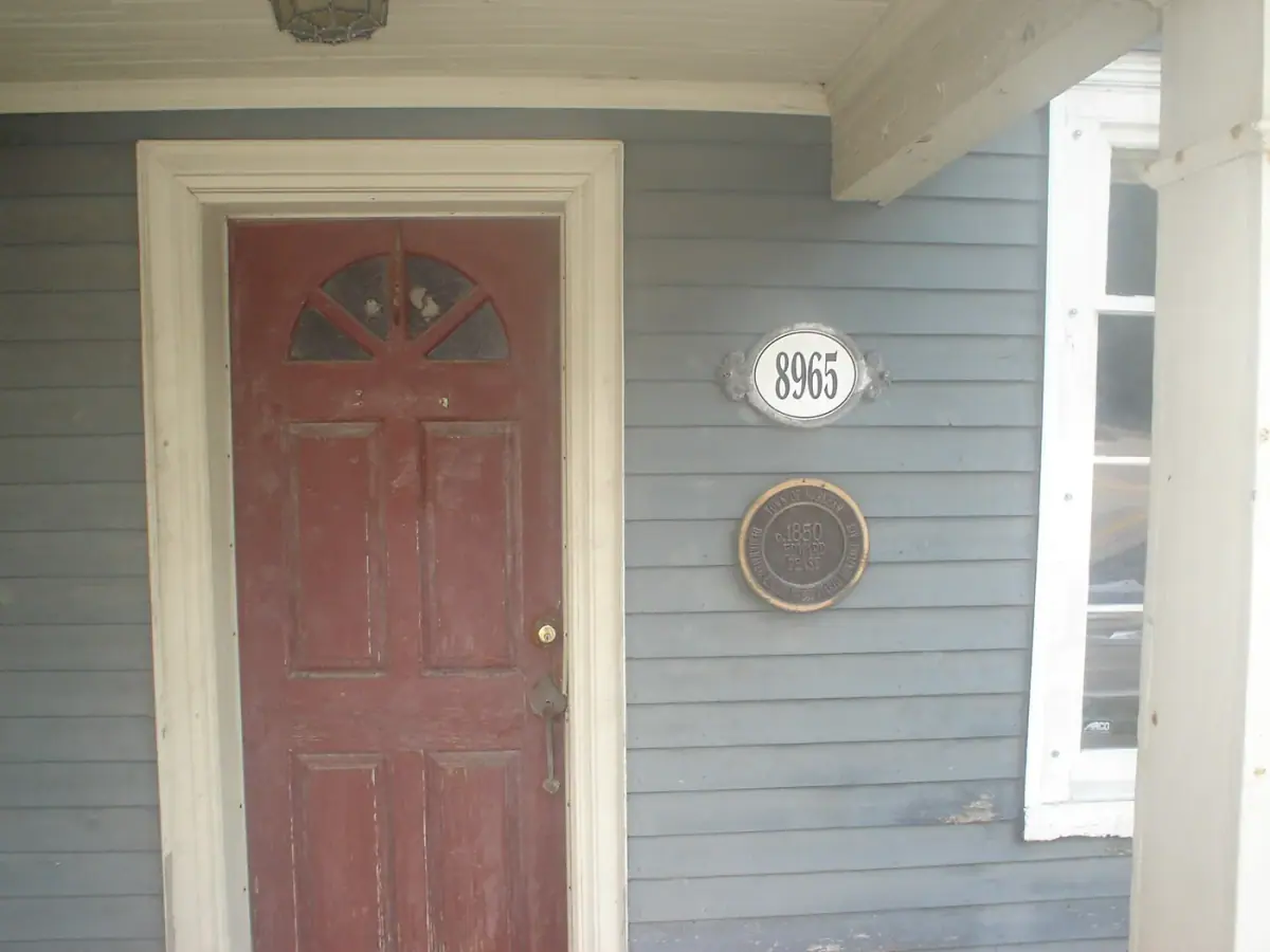 Front door of a Costa Mesa home, house lockout service
